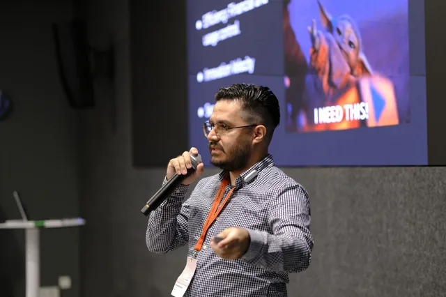 Carlos Casanova